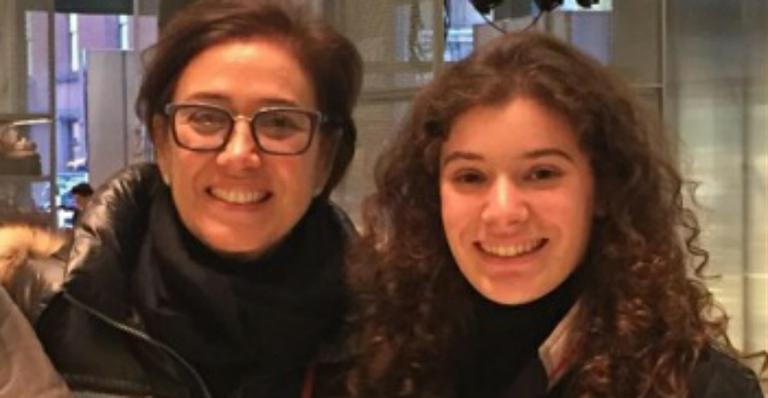 Lília Cabral celebra aniversário da filha e diz: “Papel mais difícil e o melhor da minha vida”