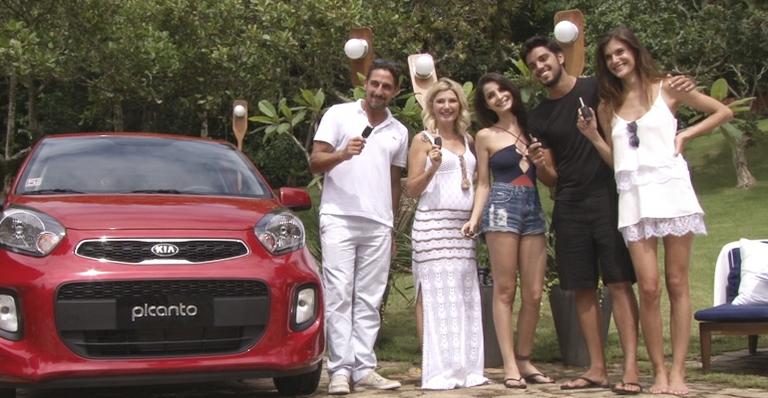 Estrelas disputam carro zero na Ilha de CARAS
