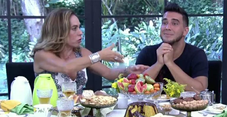“Mostrou como beija bem”, diz Cissa Guimarães para André Marques