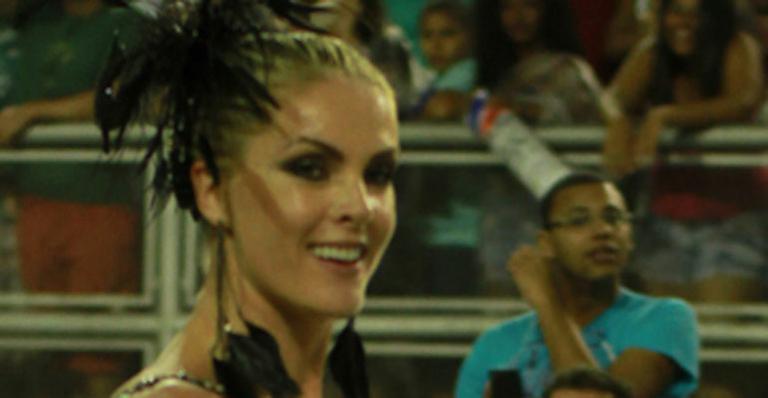 Ana Hickmann faz mistério com a fantasia que vai usar no carnaval: ‘Pronta’
