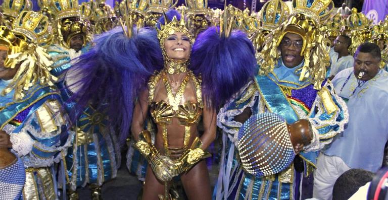Diretor da Givenchy, Riccardo Tisci faz elogios a Sabrina Sato no carnaval: ‘A melhor’