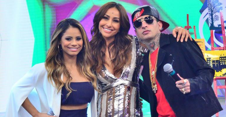 Lexa e MC Guimê participam juntos do programa de Sabrina Sato