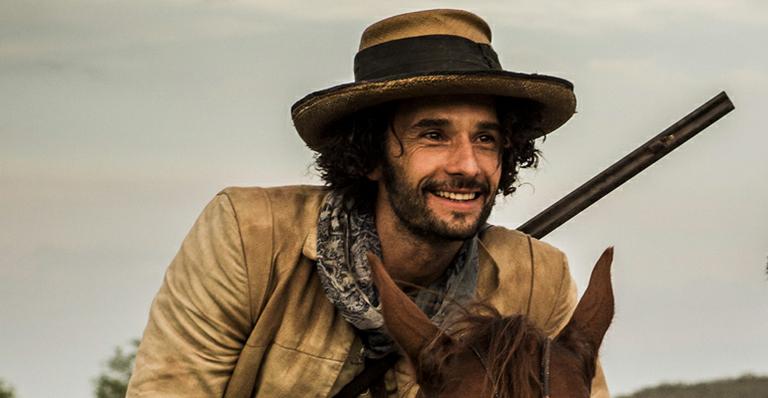 Rodrigo Santoro comemora volta às novelas: “Estava sentindo falta”