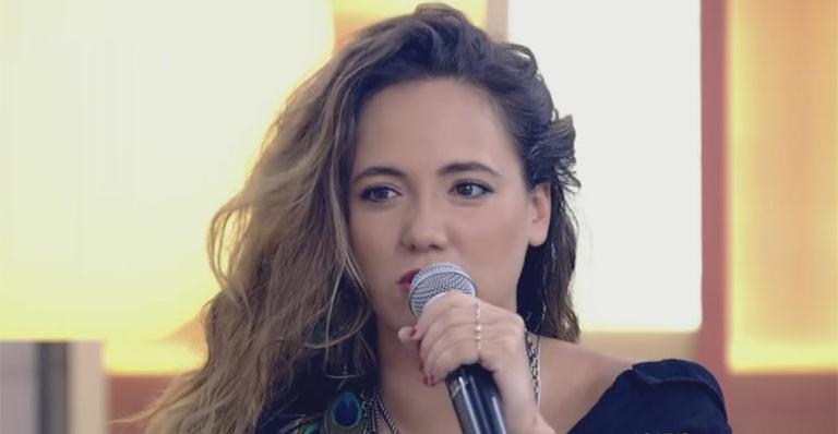Cantora Tiê relembra drama após ser diagnosticada com lúpus e vitiligo: ‘Precisei me encontrar’