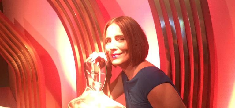 Gloria Pires comenta ‘outro Oscar’ no Tá no Ar e volta a ser sensação na web
