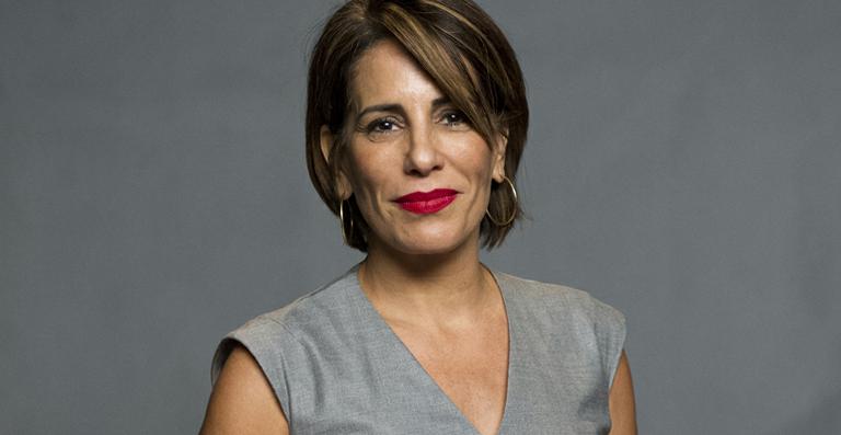 Glória Pires lança camisetas com frases de seus memes no Oscar