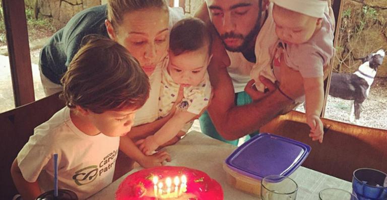 Luana Piovani faz festa de 6 meses para os gêmeos Bem e Liz