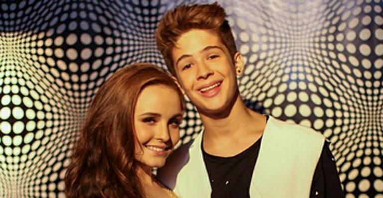 Larissa Manoela e João Guilherme curtem festa em São Paulo