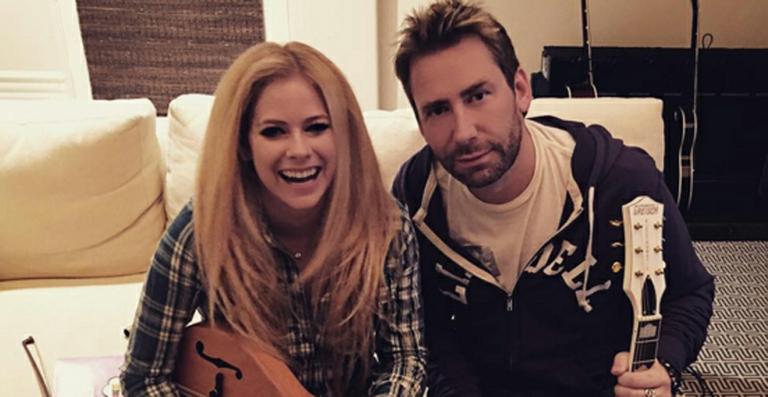 Avril Lavigne volta a mostrar foto com seu ex-marido, Chad Kroeger