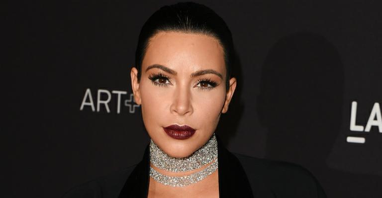 Kim Kardashian mostra foto fofa do filho, Saint West
