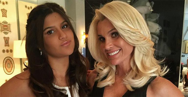 Giulia Costa fala sobre ciúmes da mãe, Flávia Alessandra: ‘Sou megapossessiva’