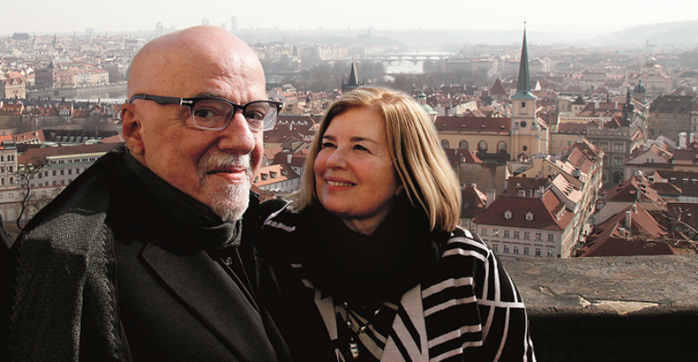 Paulo Coelho encerra ciclo com celebração para São José