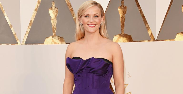 Reese Witherspoon impressiona pela semelhança com a filha