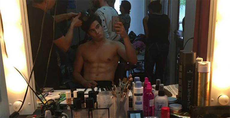Galã de ‘Malhação’, Nicolas Prattes transforma corpo e exibe abdômen trincado na web