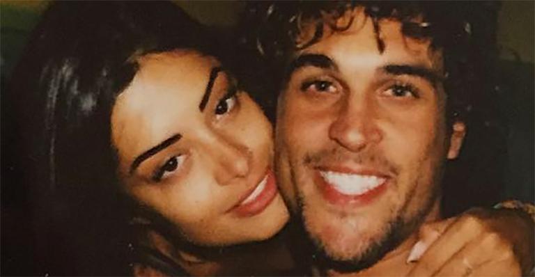 Aline Riscado se declara para Felipe Roque nas redes sociais