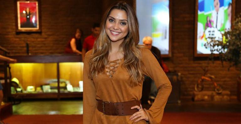 Polliana Aleixo conta como cuida de sua beleza