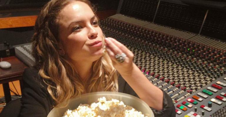 Lua Blanco revela o que a tira da dieta