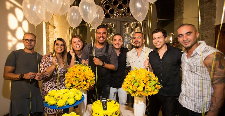 Bruno Cardoso ganha festa surpresa com Wesley Safadão e Preta Gil