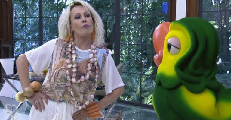Ana Maria Braga usa ‘look de feira’ em protesto por preços altos e Louro José brinca: “Sempre quando te vejo assim fico preocupado”