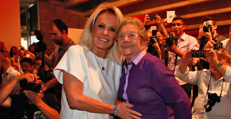 Ana Maria Braga encontra chefs de cozinha em evento na cidade de São Paulo