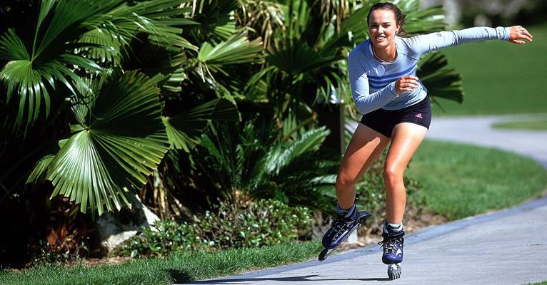 Andar de patins emagrece muito e ajuda a tornear o bumbum e deixar a barriga seca
