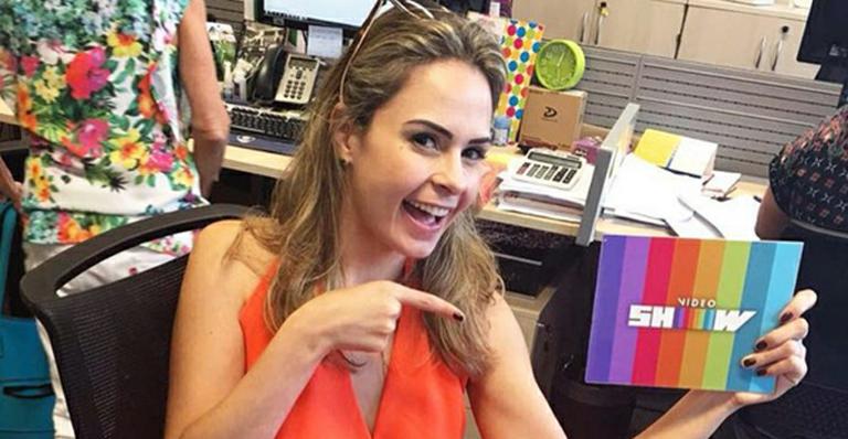 Boninho confirma que Ana Paula Renault continuará no ‘Vídeo Show’