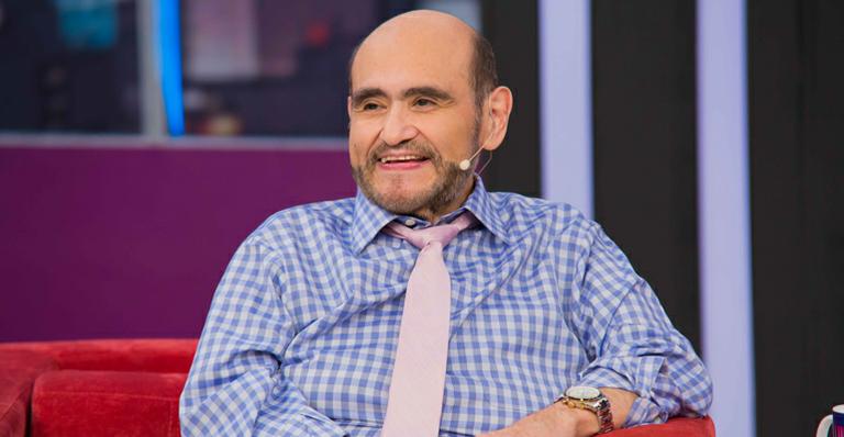 Edgar Vivar, o Senhor Barriga, desmente boatos de que estaria com Alzheimer