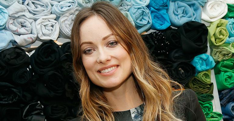 Olivia Wilde anuncia segunda gravidez e exibe barriguinha nas redes sociais
