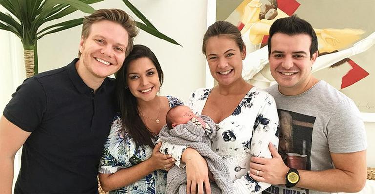 Encontro sertanejo: Thaís Fersoza e Michel Teló visitam os papais Belutti e Thaís Pacholek
