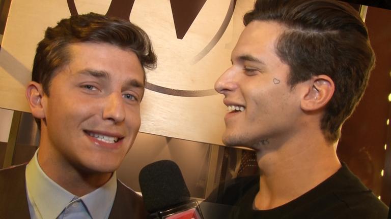 Diego Fragoso entrevista Klebber Toledo no SPFW
