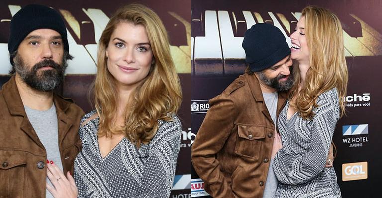Alinne Moraes troca carinhos com o marido em coletiva da cinebiografia de João Carlos Martins