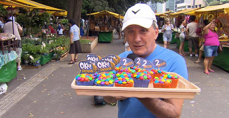 Otávio Mesquita comemora os dois anos de seu programa no SBT