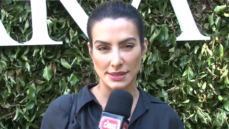 Cléo Pires revela o segredo de sua sensualidade e fala como encara a vida