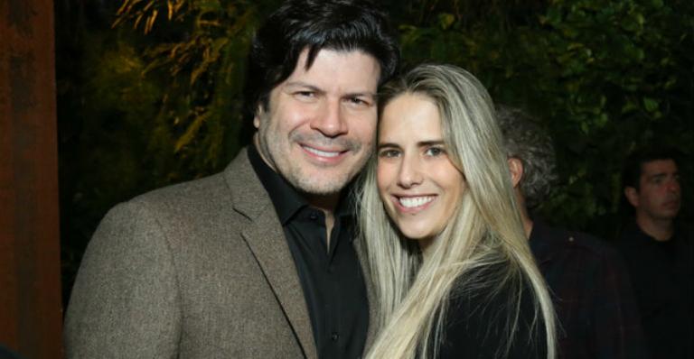 Paulo Ricardo e a eleita prestigiam lançamento de livro em São Paulo