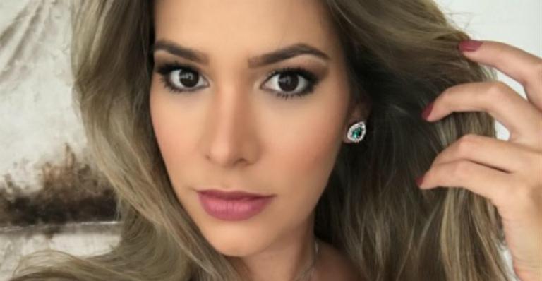 Em vídeo, Adriana Sant’anna amamenta o filho e tira leite ao mesmo tempo