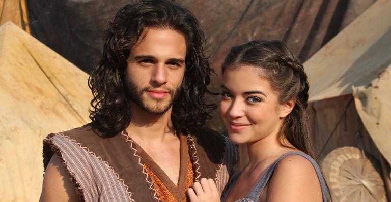 Anna Rita Cerqueira e Bruno Ahmed formam novo casal de ‘Os Dez Mandamentos’
