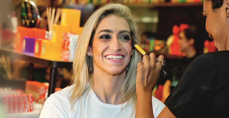 Daniele Hypolito, Flávia Saraiva e Jade Barbosa: tarde de beleza