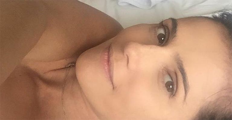Deborah Secco mostra a mãe paparicando a filha: ‘Mulheres da minha vida’