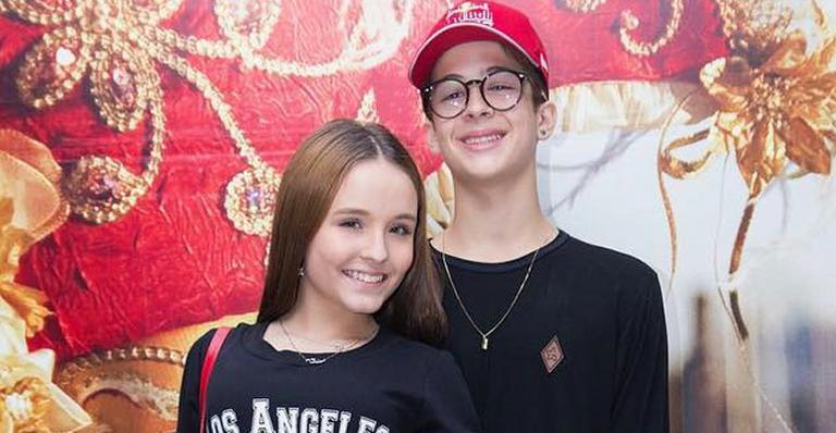 Larissa Manoela completa 8 meses de namoro e se declara. ‘O melhor que me aconteceu’