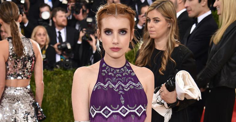 Emma Roberts termina seu namoro com Evan Peters pela segunda vez