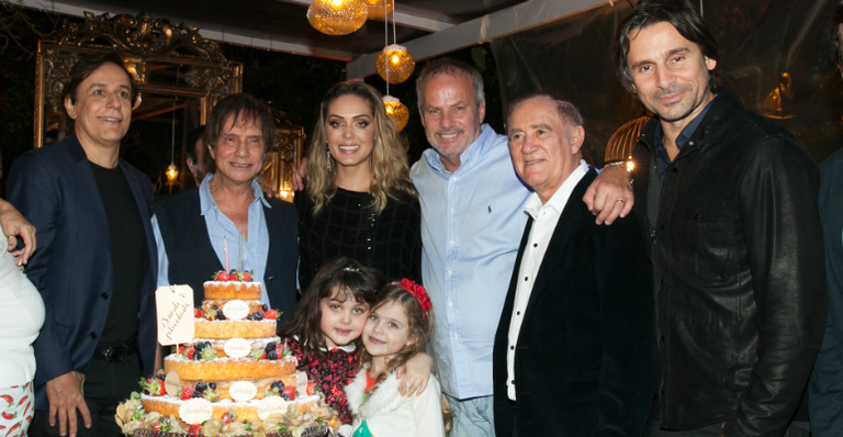 Roberto Carlos reverencia os 60 anos de Jayme Monjardim