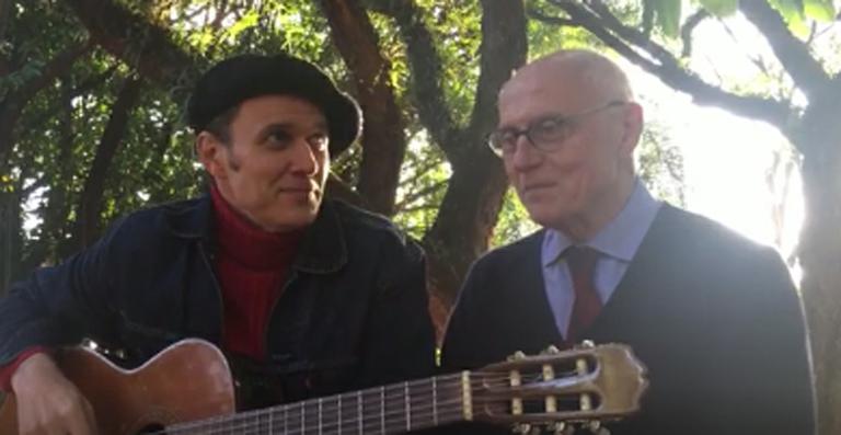 Eduardo Suplicy canta em homenagem para Bob Dylan