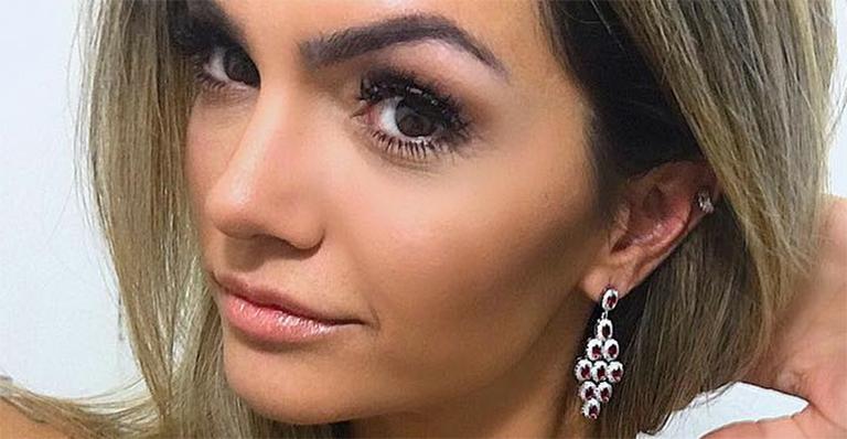 Kelly Key aparece com o corpo saradíssimo só de biquíni: ‘Missão cumprida’