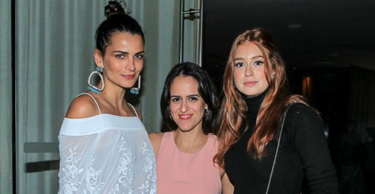 Fernanda Motta comemora o aniversário ao lado da atriz Marina Ruy Barbosa