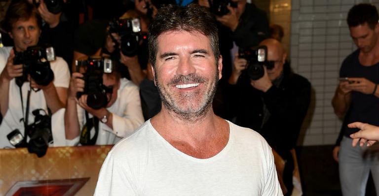 Simon Cowell conta 25 coisas que ninguém sabe sobre ele