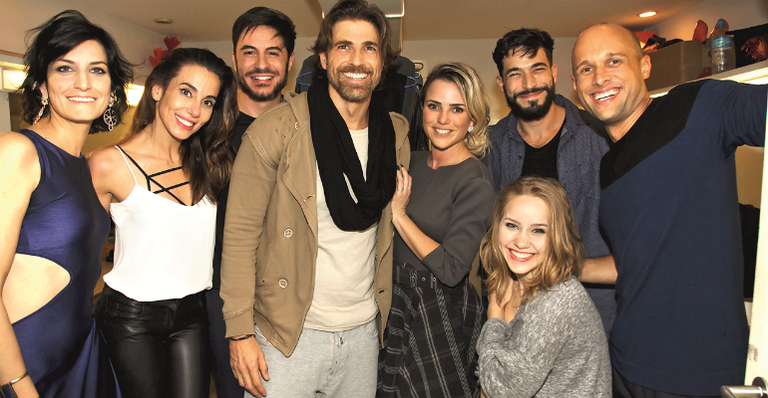 Reynaldo Gianecchini aplaude Natallia, Pedro e Tania