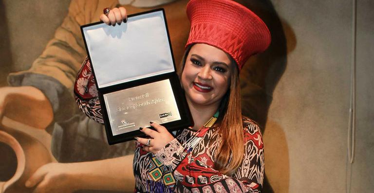 Preta Gil recebe homenagem da África do Sul