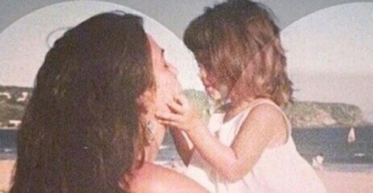 Luiza Brunet faz homenagem a Yasmin com foto antiga: “Linda de coração e alma”