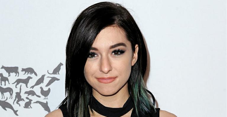 Cantora Christina Grimmie, ex-The Voice, morre após ser baleada em show nos EUA