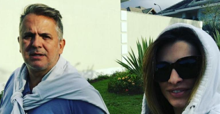 Cleo Pires posa com Orlando Morais: “Caminhada matinal com papai”
